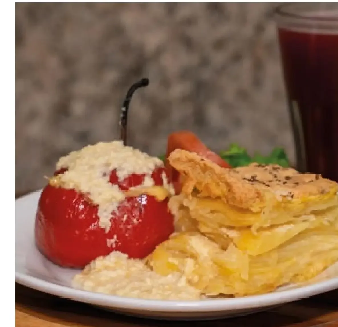Sambambaia's, Típika y Tradición Arequipeña: Tres Pilares de la Gastronomía Arequipeña